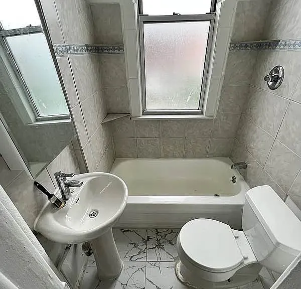 31-66 43rd St #2L — Photo 7