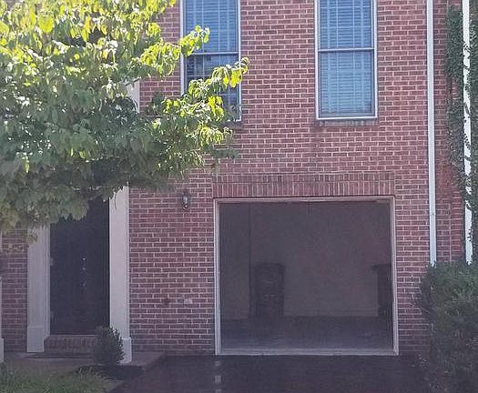 3rd image of 464 Winding Rose Dr