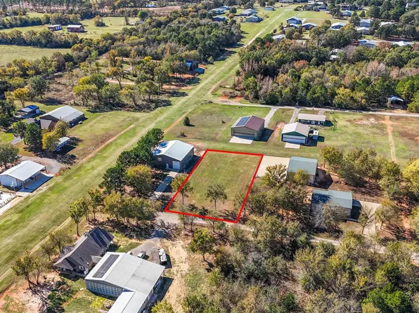 11612 Kitty Hawk Dr, Frankston, TX 75763