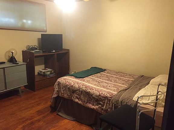 2nd image of 5156 W 99th St