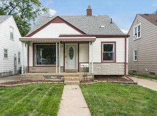 758 Cleveland Ave, Lincoln Park, MI 48146