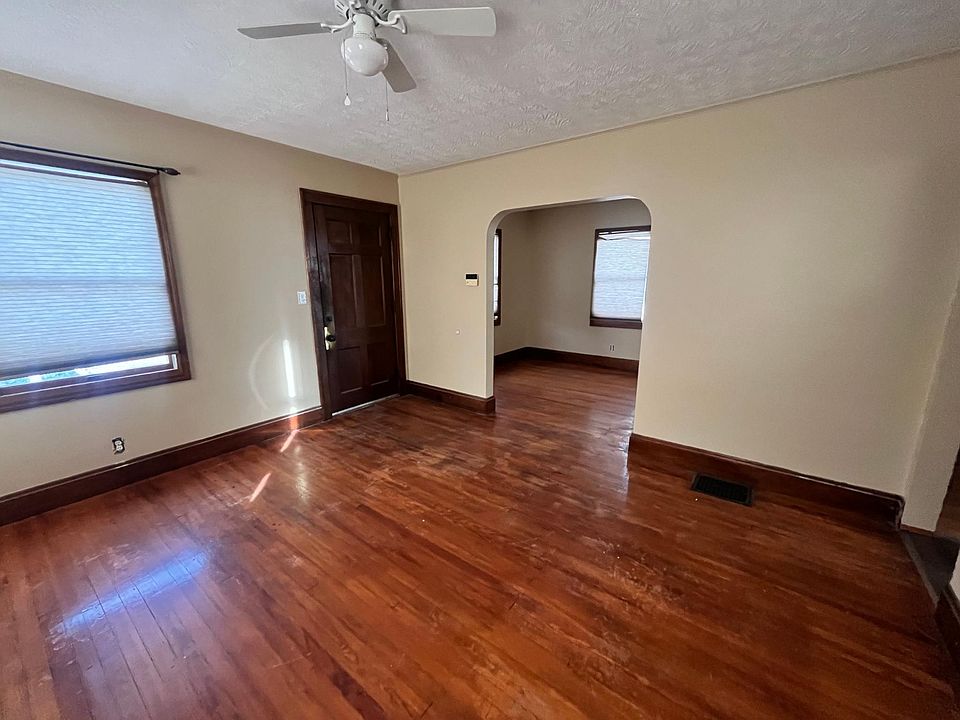 1917 De Armand Ave, Cincinnati, OH 45239 | Zillow