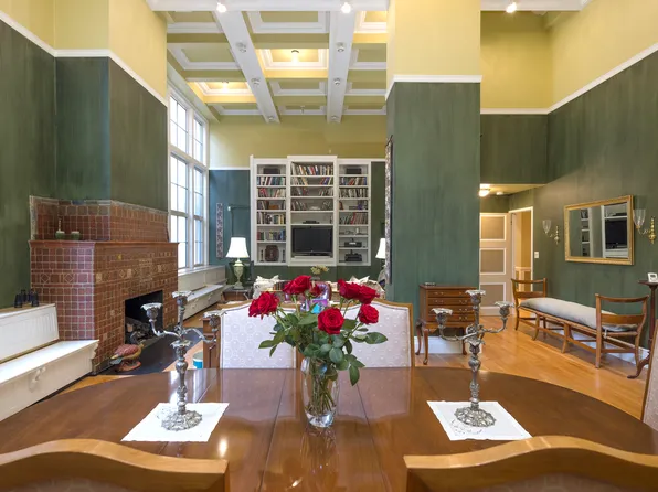 222 Central Park South image 5 of 13