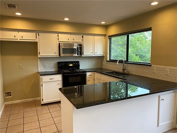 5th image of 227 Still Forest Dr
