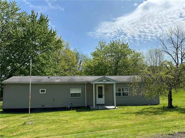 7156 State Route 14, Sodus Pt, NY 14555