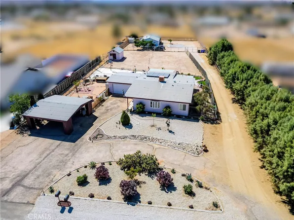14121 Lakota Rd, Apple Valley, CA 92307