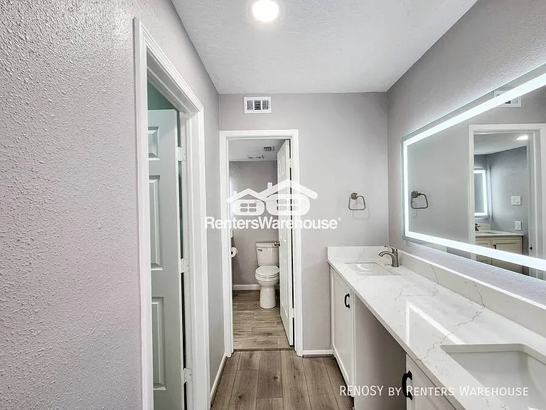 13427 Garden Grove St #750 — Photo 7