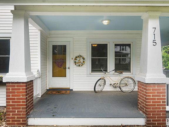 3rd image of 715 Church St