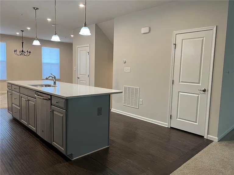 2356 Raya Way — Photo 3