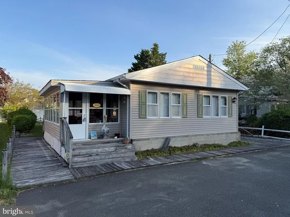 18006 Howard Dr, Rehoboth Beach, DE 19971