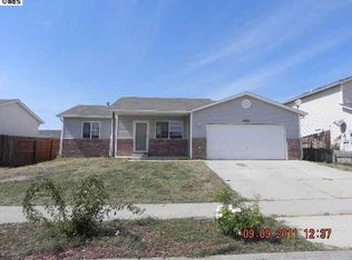 4003 Dove Ln, Evans, CO 80620