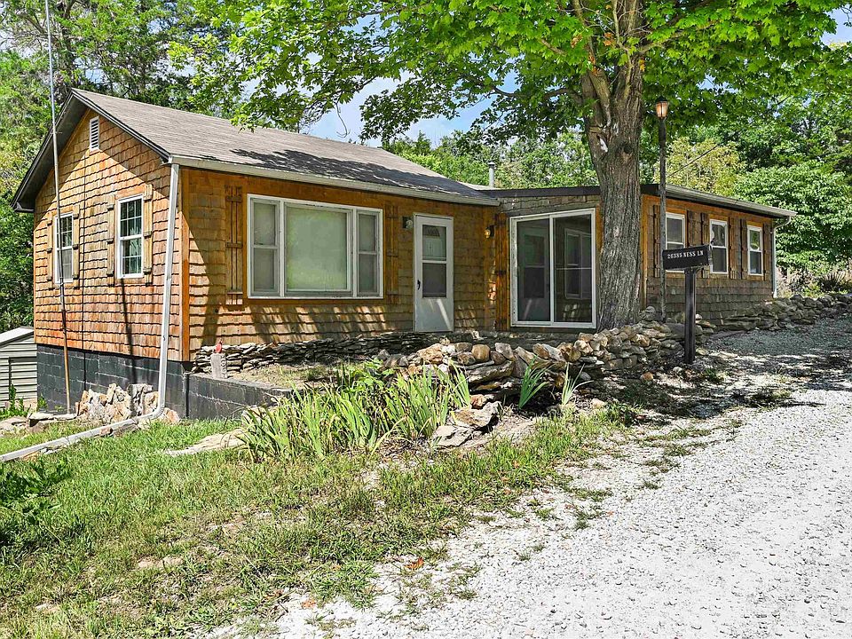 1st image of 26385 Ness Ln