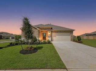551 Day Station Dr, Dayton, TX 77535