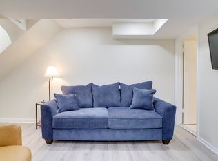 409 D St NE #ID1013219P, Washington, DC 20002