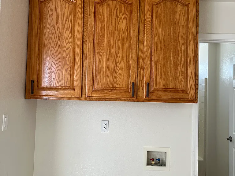 13312 Klondike Ave — Photo 6