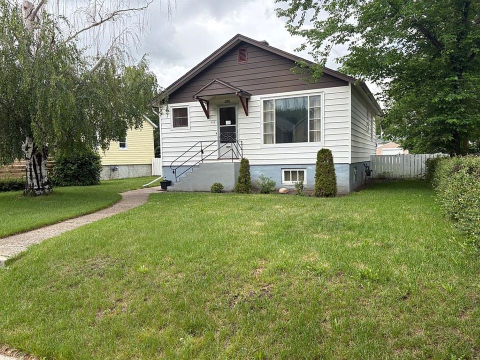 1st image of 812 6th St S