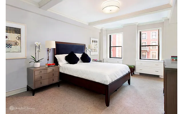 Sold by Douglas Elliman | media 20