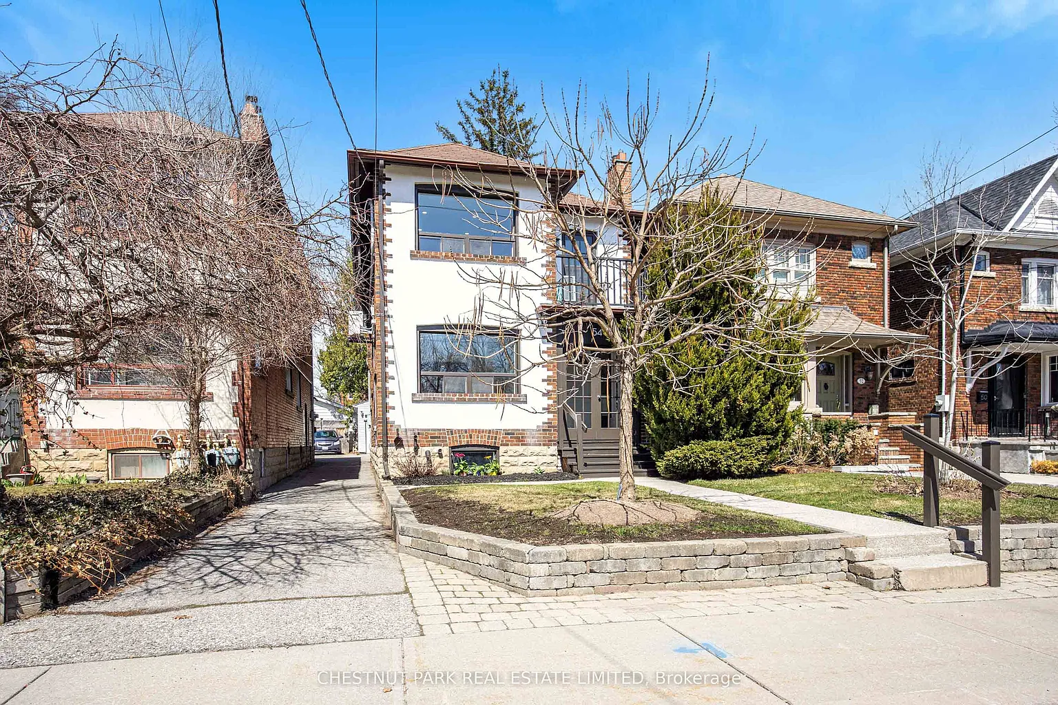 54 McNairn Ave photo 1