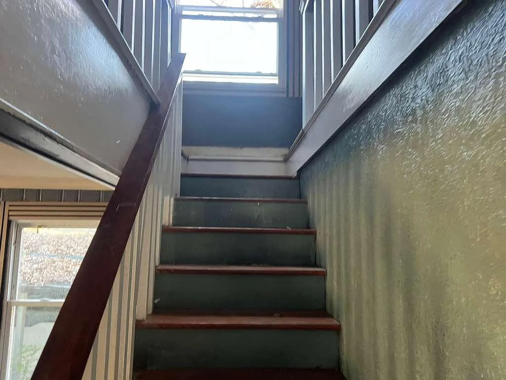 3 bed, 2085 sqft, $1,450 — Photo 3