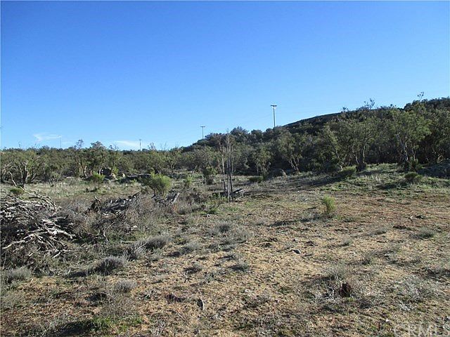 2nd image of 56895 Knollwood Dr