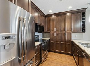 11080 Ellerslie Rd SW #212, Edmonton, AB T6W2C2