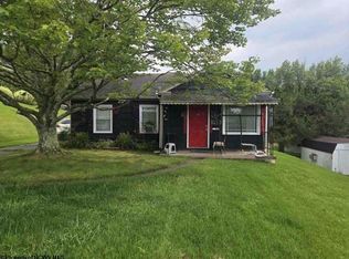 1205 Woodland Cres, Fairmont, WV 26554