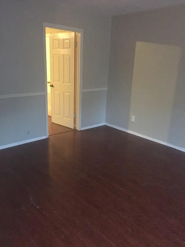 223 Kelsey Ave — Photo 1