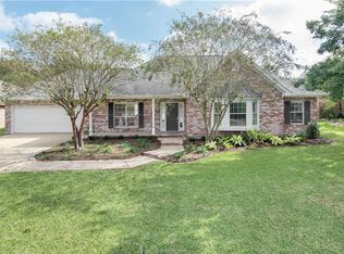 704 Willow Loop, College Station, TX 77845