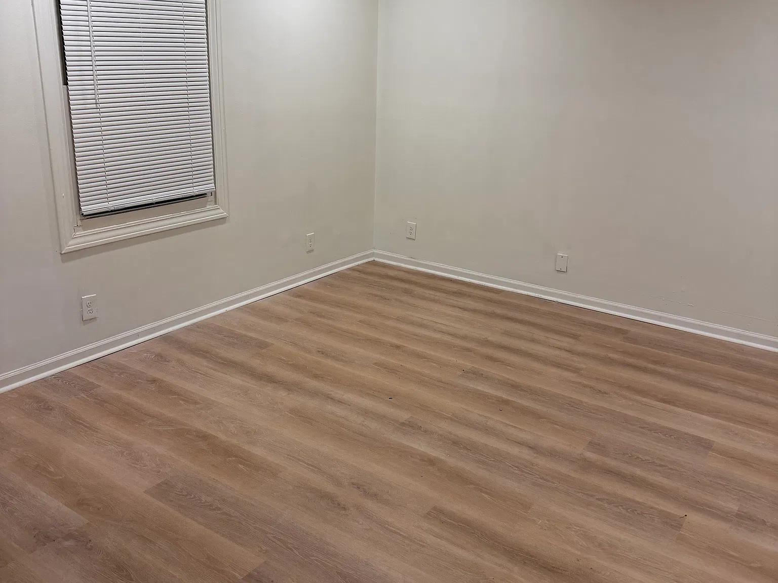 1 bed, 500 sqft, $975 — Photo 3