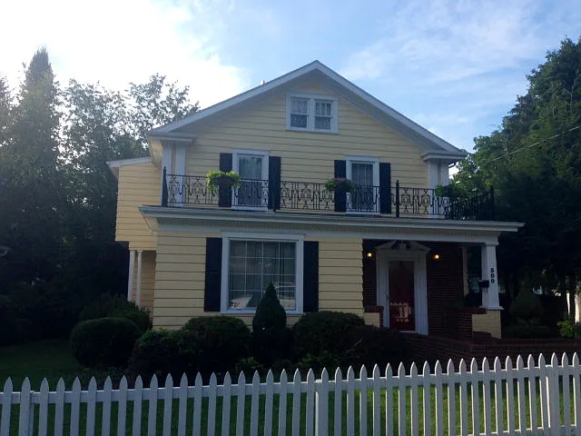 500 Albemarle St photo 1