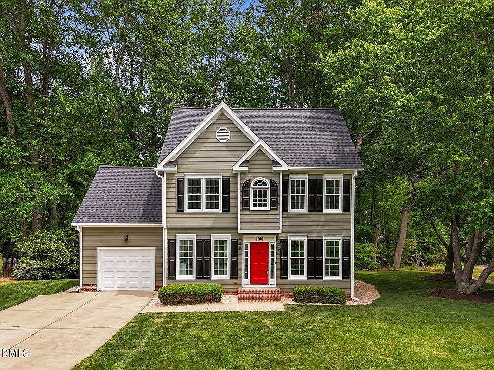 1st image of 1700 Park Ridge Way