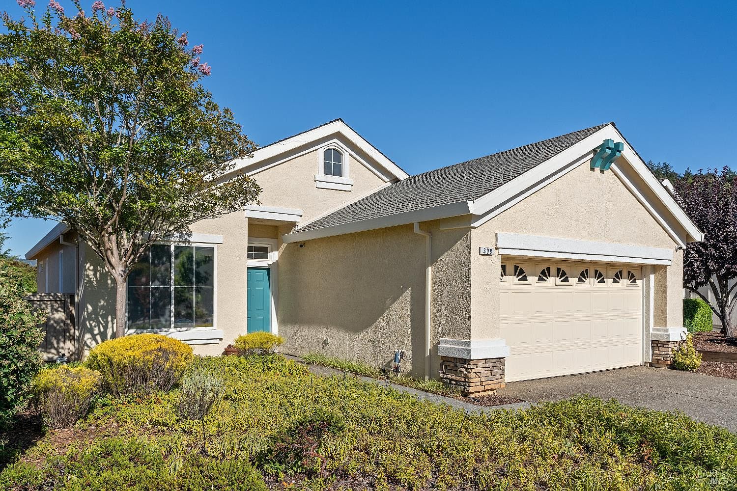 308 Rolling Hill Court, Cloverdale, CA 95425 | Zillow