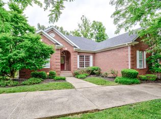 16600 Mallet Hill Dr, Louisville, KY 40245