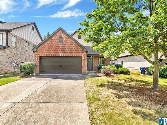 4th image of 323 Glen Cross Way