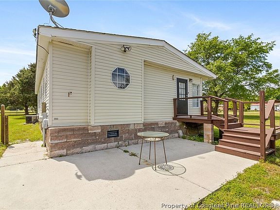 4th image of 256 Summer Hill Rd