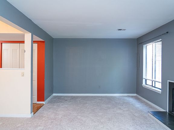 5th image of 1054 Cheshire Ct