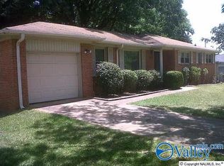 1806 Forney Dr NW, Huntsville, AL 35816