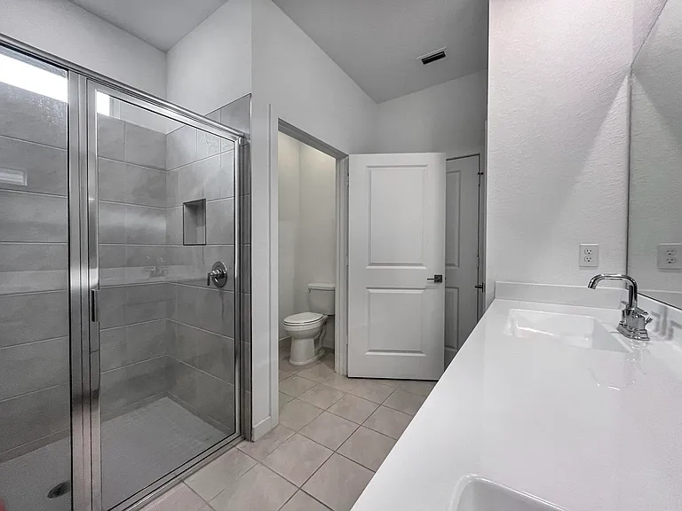4530 NW Exchange Ave — Photo 24