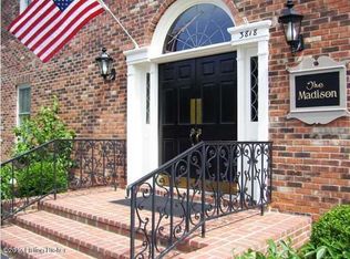 3818 Washington Sq APT 6, Saint Matthews, KY 40207