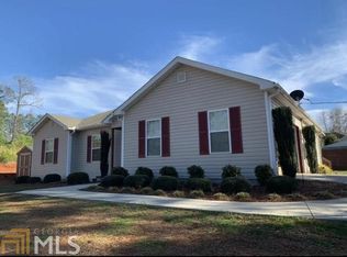 519 Knox Bridge Crossing Rd, Lavonia, GA 30553