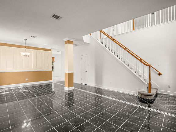 4th image of 3321 Silk Oak Dr