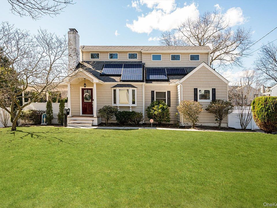 1st image of 165 Little Whaleneck Road