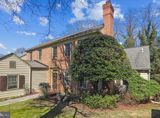 10213 Sundance Ct, Rockville, MD 20854