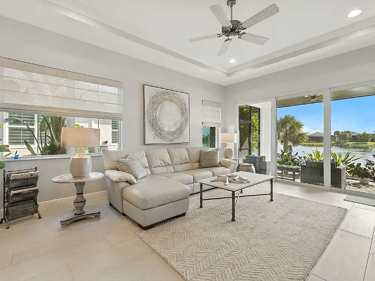 9020 Mayreau Way — Photo 6
