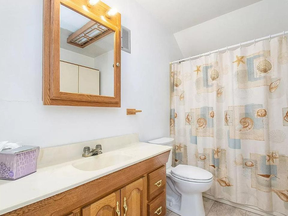 1st image of 18133 Stoneridge St APT D