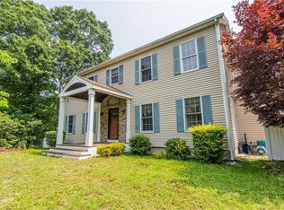 48 Yorkshire Dr, Waterford, CT 06385