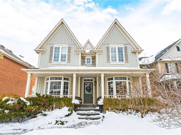 958 Irish Moss Rd, Mississauga, ON L5W 1W5