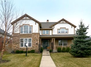 410 N White Deer Trl, Vernon Hills, IL 60061