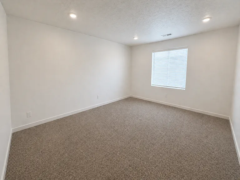 983 W Fox Run Ave — Photo 20