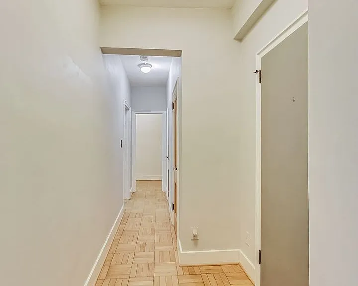 1010 25th St NW #101 — Photo 7